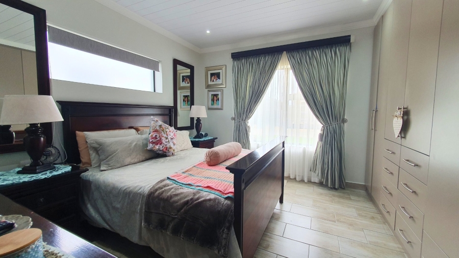 2 Bedroom Property for Sale in Dana Bay Western Cape